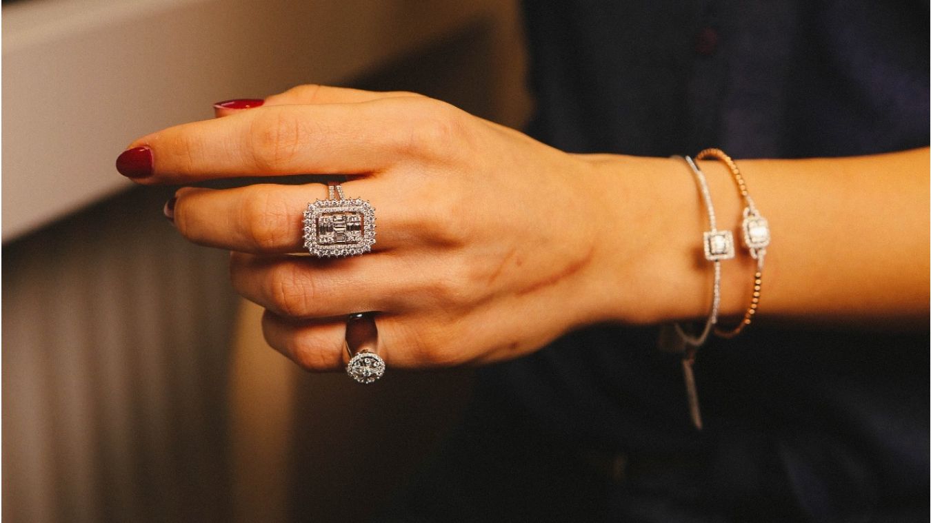 How to Layer Luxury Jewelry Without Overdoing It