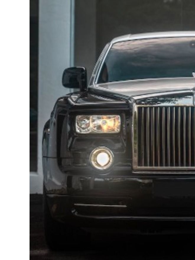 Rolls-Royce Phantom 7.jpg