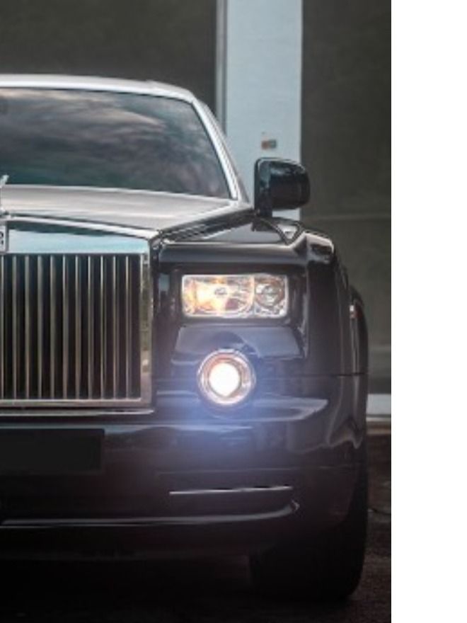 Rolls-Royce Phantom 7.jpg